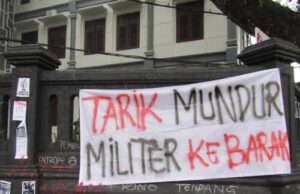 Kritik atas RUU TNI : Militer Harus Kembali ke Barak!